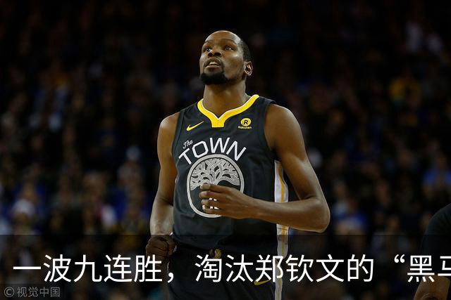 一波九连胜，淘汰郑钦文的“黑马”闯入法网决赛创造历史，曾患抑郁症，不得不远离赛场